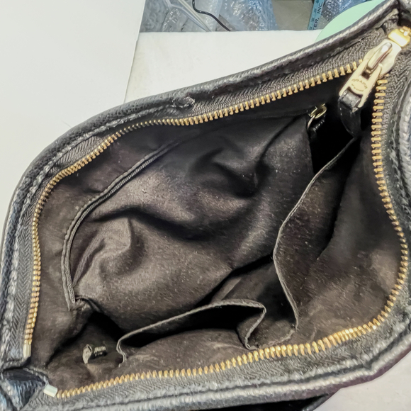 Coach Peyton Signature Crossbody Bag - Picture 3 of 6